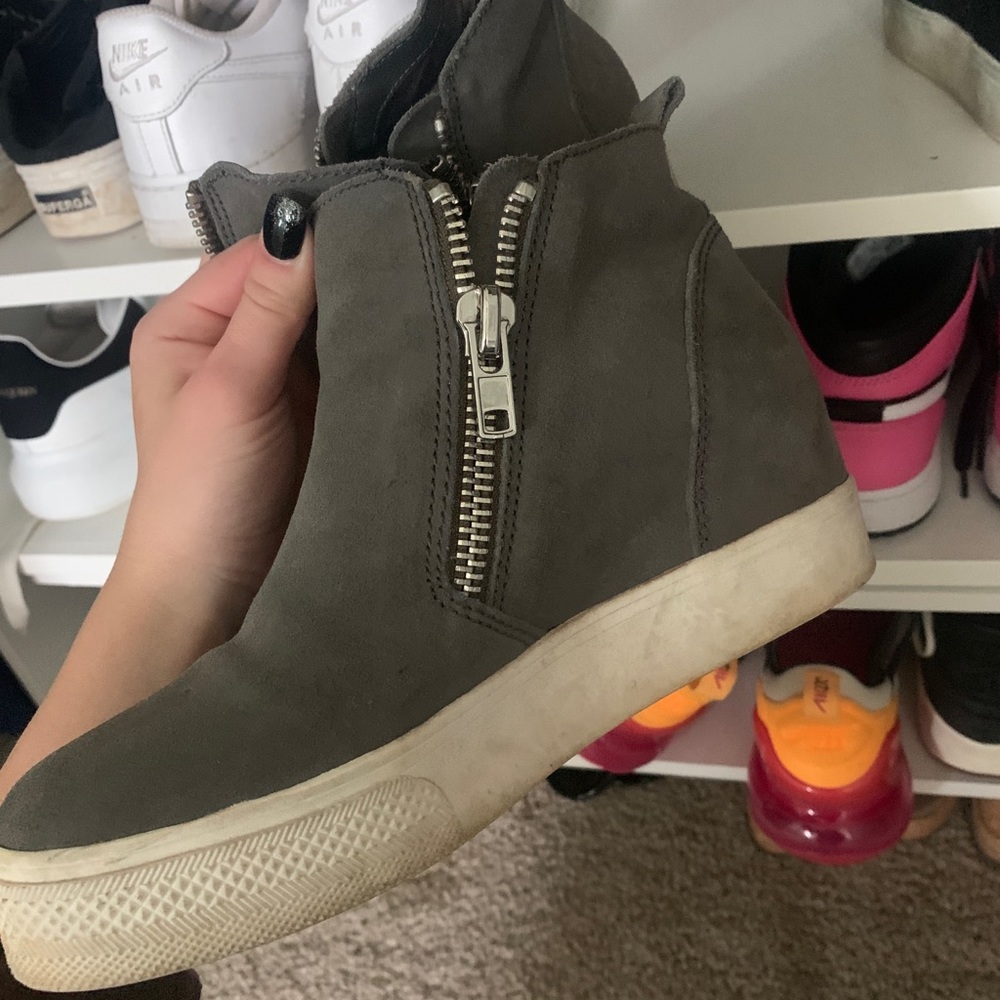 Steve Madden wedges